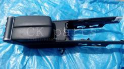 Подлокотник. Honda Legend, KB1, DBA-KB2, KB2, DBA-KB1 Acura RL, DBA-KB1, KB1, DBA-KB2, KB2 Acura Legend Двигатели: J35A, J37A, J37A3. Под заказ