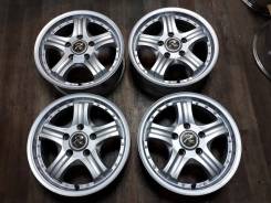 Black Racing. 5.5x15, 5x114.30, ET45, ЦО 73,1 мм.