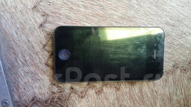 Apple iPhone 4s. �/� ����