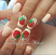 Маникюр, педикюр.