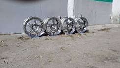 RAYS VOLK RACING GT-V. 8.5/7.5x17, 5x114.30, ET38/38.5, ЦО 70,0 мм.