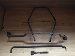 Крепление запасного колеса. Nissan Caravan Elgrand, AVWE50, ALWE50, AVE50, ALE50 Nissan Homy Elgrand, ALE50, AVWE50, AVE50, ALWE50 Nissan Elgrand, ATE...