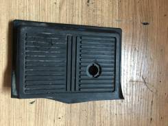 Подставка под ногу. Nissan Caravan Elgrand, AVWE50, ALWE50, AVE50, ALE50 Nissan Homy Elgrand, ALE50, AVWE50, AVE50, ALWE50 Nissan Elgrand, ATE50, APE5...