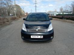 Toyota Isis. автомат, передний, 1.8 (132 л.с.), бензин, 112 тыс. км