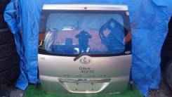 Дверь багажника. Toyota Noah, AZR65
