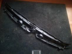 Планка радиатора. Toyota Wish, ZNE10, ZNE10G, ZNE14, ZNE14G Двигатель 1ZZFE