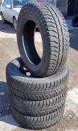 Bridgestone Ice Cruiser 7000. Зимние, шипованные, износ: 10%, 4 шт