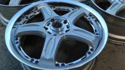 RAYS VOLK RACING. 7.0x17, 5x114.30, ET43, ЦО 70,0 мм.
