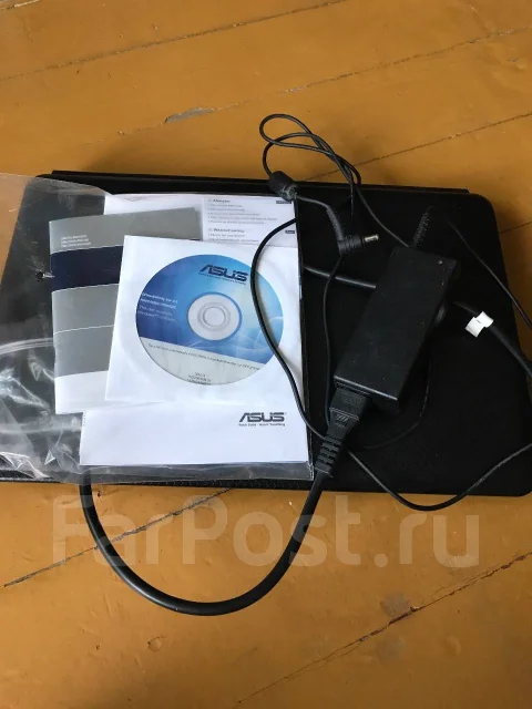 Asus K50C. 15.6", 1,5����, ��� 2048 ��, ���� 250���, WiFi: 1, ����������� �� 2��. ����