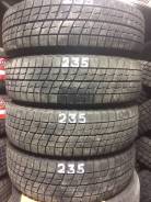 Bridgestone Ice Partner. Всесезонные, 2014 год, износ: 5%, 4 шт. Под заказ