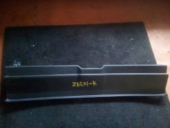 Панель замка багажника. Toyota Wish, ZNE10, ZNE10G, ZNE14, ZNE14G Двигатель 1ZZFE