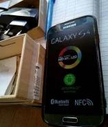 Samsung Galaxy S4. �/�