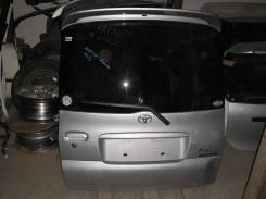 Дверь багажника. Toyota Funcargo