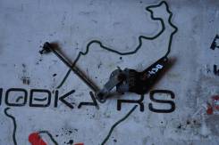 Датчик. Lexus: IS350, IS250, GS460, GS350, GS300, IS300, GS430, GS450h, IS350C, IS F, IS220d, IS250C Двигатели: 2GRFSE, 4GRFSE, 2ADFHV, 3GRFE, 3GRFSE...