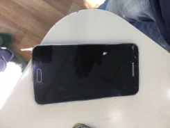 Samsung Galaxy S5. �/�