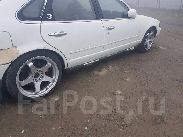 URAS. 9.0x17", 5x114.3, ET30, �� 73,3���. ����
