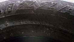 Bridgestone. Всесезонные, износ: 40%, 2 шт
