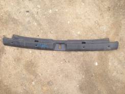 Порог пластиковый. Toyota Corolla Spacio, NZE121, NZE121N Двигатель 1NZFE