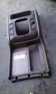 Консоль центральная. Chevrolet Tracker Suzuki Grand Vitara, TL52, 3TD62 Suzuki Escudo, TL52W, TA52W, TD02W, TD32W, TD62W, TA02W, TD52W Двигатель J20A