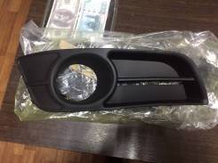 Ободок противотуманной фары. Toyota Corolla, ZZE120, ZZE121, ZZE122, ZZE123 Toyota Allex, NZE121, NZE124, ZZE123, ZZE124, ZZE122 Toyota Corolla Runx...