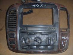 Панель приборов. Lexus LX470