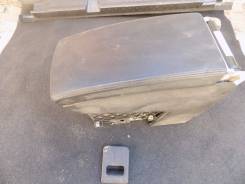 Подлокотник. Volkswagen Passat CC