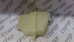 Расширительный бачок. Mitsubishi Delica Space Gear, PD4W, PF8W, PD5V, PD6W, PC5W, PF6W, PB4W, PC4W, PA3V, PA4W, PB5W, PD8W, PA5W, PB5V, PB6W, PE8W, PA...