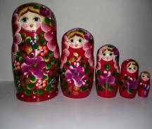 Матрешки.