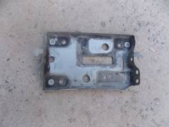Кожух аккумулятора. Toyota Vista Ardeo, ZZV50G, ZZV50