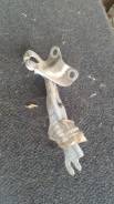 Крепление капота. Mazda Demio, DY3W, DY5W