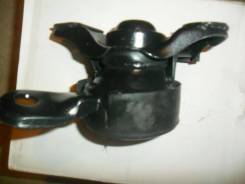 Подушка двигателя. Toyota Vista, SV40, SV30, SV41, SV42, SV32, SV33 Toyota Camry, SV30, SV41, SV40, SV32, SV42, SV33 Двигатели: 3SFE, 4SFE