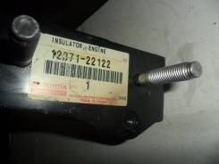 Подушка двигателя. Toyota RAV4, ZCA25, ZCA25W, ZCA26 Двигатель 1ZZFE
