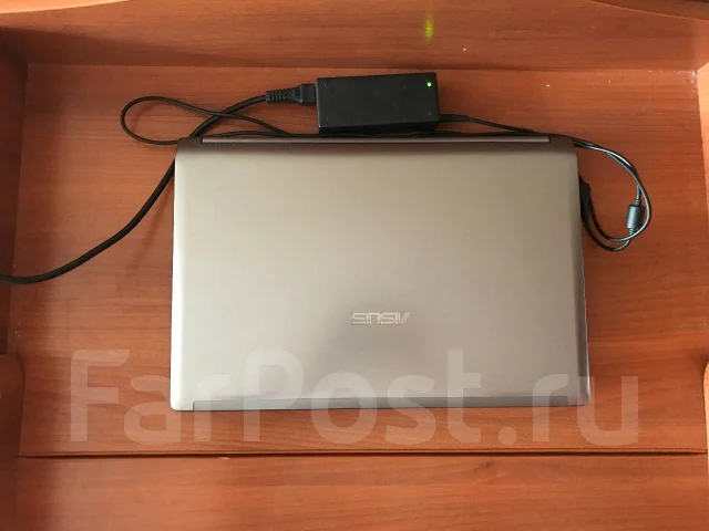 Asus N73SV. 17.3", ��� 6 ��, ���� 1 700���, WiFi: 1, Bluetooth: 1, ����������� �� 2��. ����