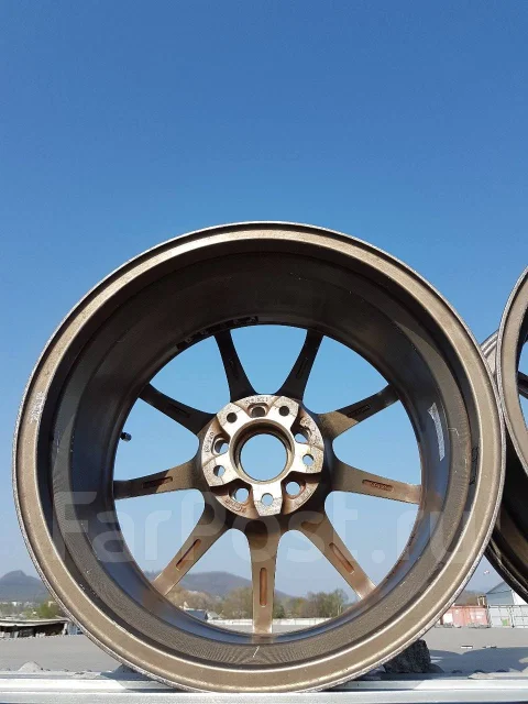 Weds Sport SA-70. 8.0x17", 5x114.3, ET32 ����