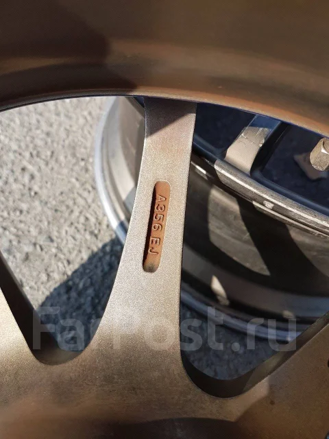 Weds Sport SA-70. 8.0x17", 5x114.3, ET32 ����