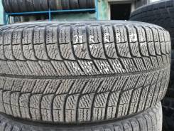 Michelin X-Ice Xi3. Зимние, без шипов, 2013 год, износ: 10%, 2 шт