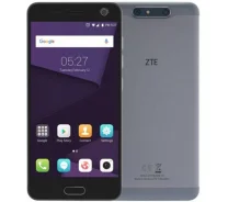 ZTE Blade V8. �/�