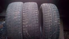 Bridgestone Blizzak MZ-02. Зимние, без шипов, 2011 год, износ: 40%, 3 шт