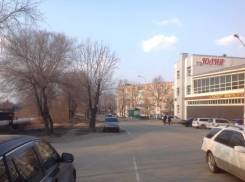Продам помещение в центре. рядом с маг-м "Юлия". Улица Кирова 1, р-н Рынок, 139 кв. м. Вид из окна