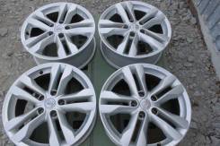 Nissan. 7.0x17, 5x114.30, ET40, ЦО 66,1 мм.
