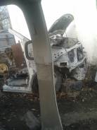 Накладка на стойку. Nissan Elgrand, ATE50, APE50, AVWE50, AVE50, ALE50, ALWE50, APWE50, ATWE50