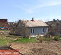 Продам дом у моря. Ул. Морская, р-н п. Южно-Морской, площадь дома 42 кв. м., централизованный водопровод, электричество 20 кВт, отопление твердотоплив...