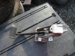 Педаль тормоза. Toyota Land Cruiser, FZJ80J, FZJ80G, FZJ80