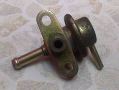 Регулятор давления топлива. Mazda: Bongo, Ford Festiva Mini Wagon, Bongo Brawny, MPV, Proceed, Ford Festiva, Titan, Demio Двигатели: B5ME, B3ME, B3E...