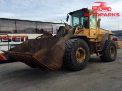 Volvo L120E. Фронтальный колесный погрузчик Volvo L120, 12 000 куб. см., 15 000 кг.