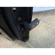 Крепление боковой двери. Nissan: Cube, Cedric, Teana, Presage, Cima, X-Trail, Maxima, Murano, Serena, Leopard, Gloria, Lafesta, Tiida Latio, Tiida Дви...