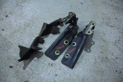 Крепление капота. Nissan Stagea, WGC34, WGNC34