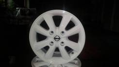Nissan. 5.5x15, 4x114.30, ET40, ЦО 66,1 мм.