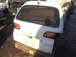 Дверь багажника. Mitsubishi Delica Space Gear, PD4W, PF8W, PD6W, PB4W, PF6W, PA4W, PB5W, PA5W, PB6W, PE8W Mitsubishi Delica, PA4W, PA5W, PB4W, PB5W, P...