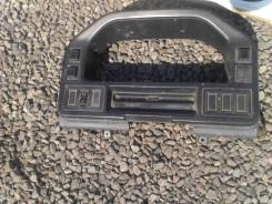 Консоль панели приборов. Isuzu Fargo, WFR62DW, WFR51DW, WFS51DW, WFS62DW